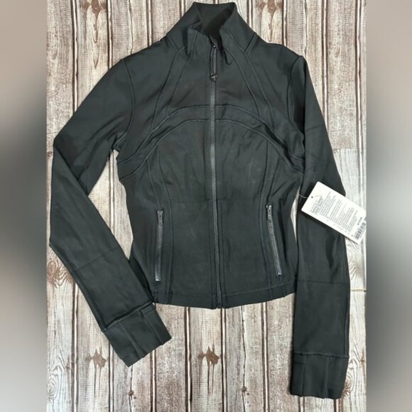LULULEMON Define Cropped Jacket Nulu - Picture 6 of 6